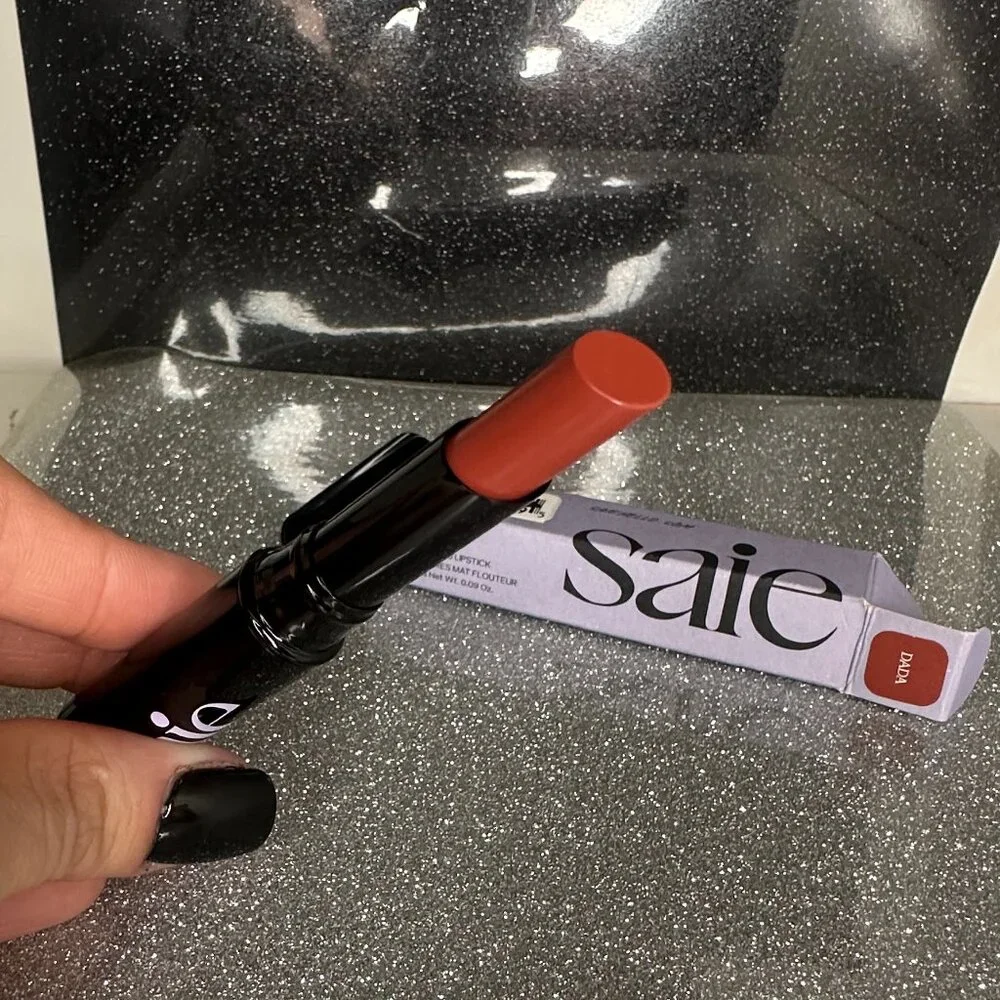 Saie Lip Blur- Shade Dada - Picture 4 of 4